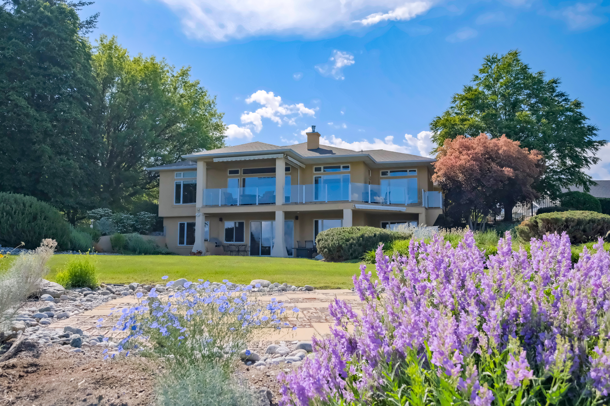 156 Vancouver Place Penticton V2A 1A7