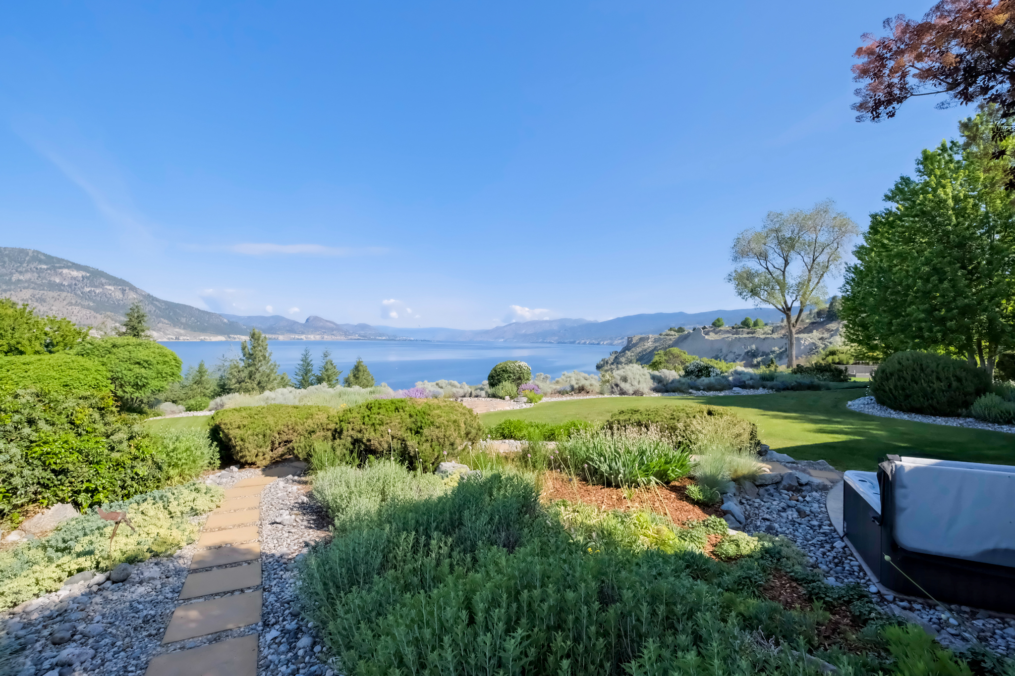156 Vancouver Place Penticton V2A 1A7