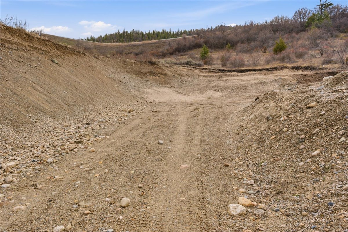 8354 Okanagan Landing Road Vernon V1H 1J5