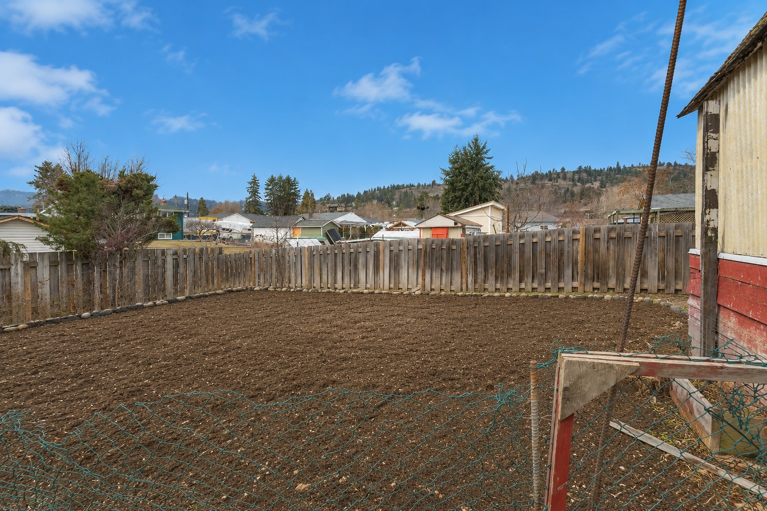 10919 Acland Street Summerland V0H 1Z0