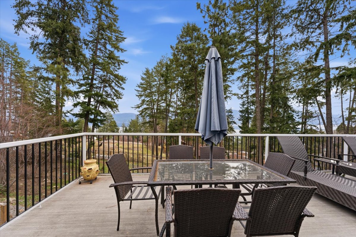309 Killarney Way Vernon V1H 2C5