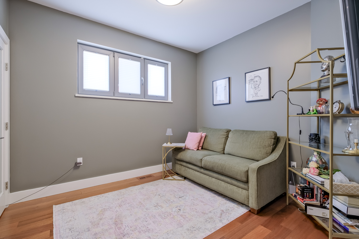 402 Lakeshore Drive W 102 Penticton V2A 1B8