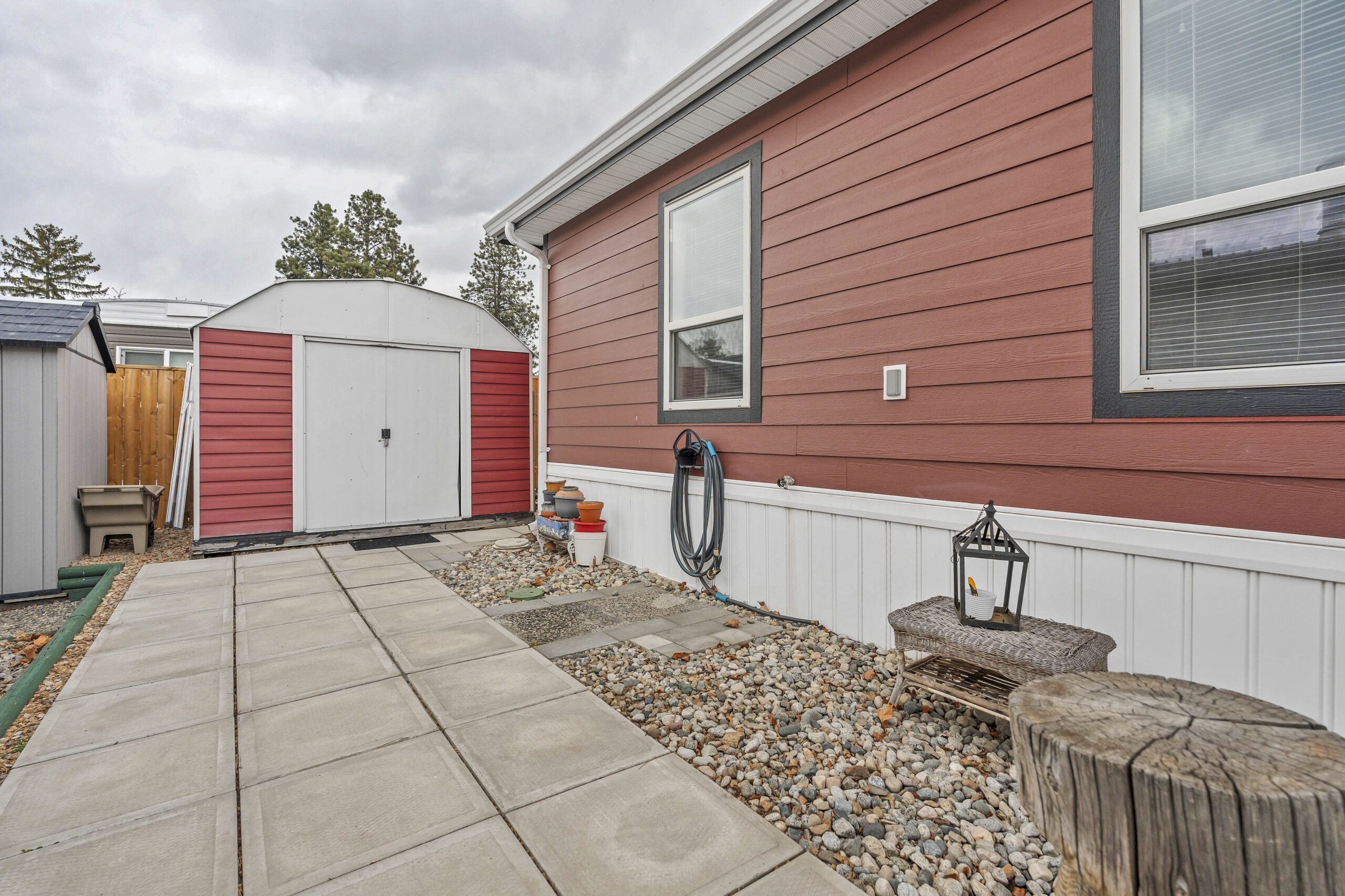 98 Okanagan Avenue E 43 Penticton V2A 3J5