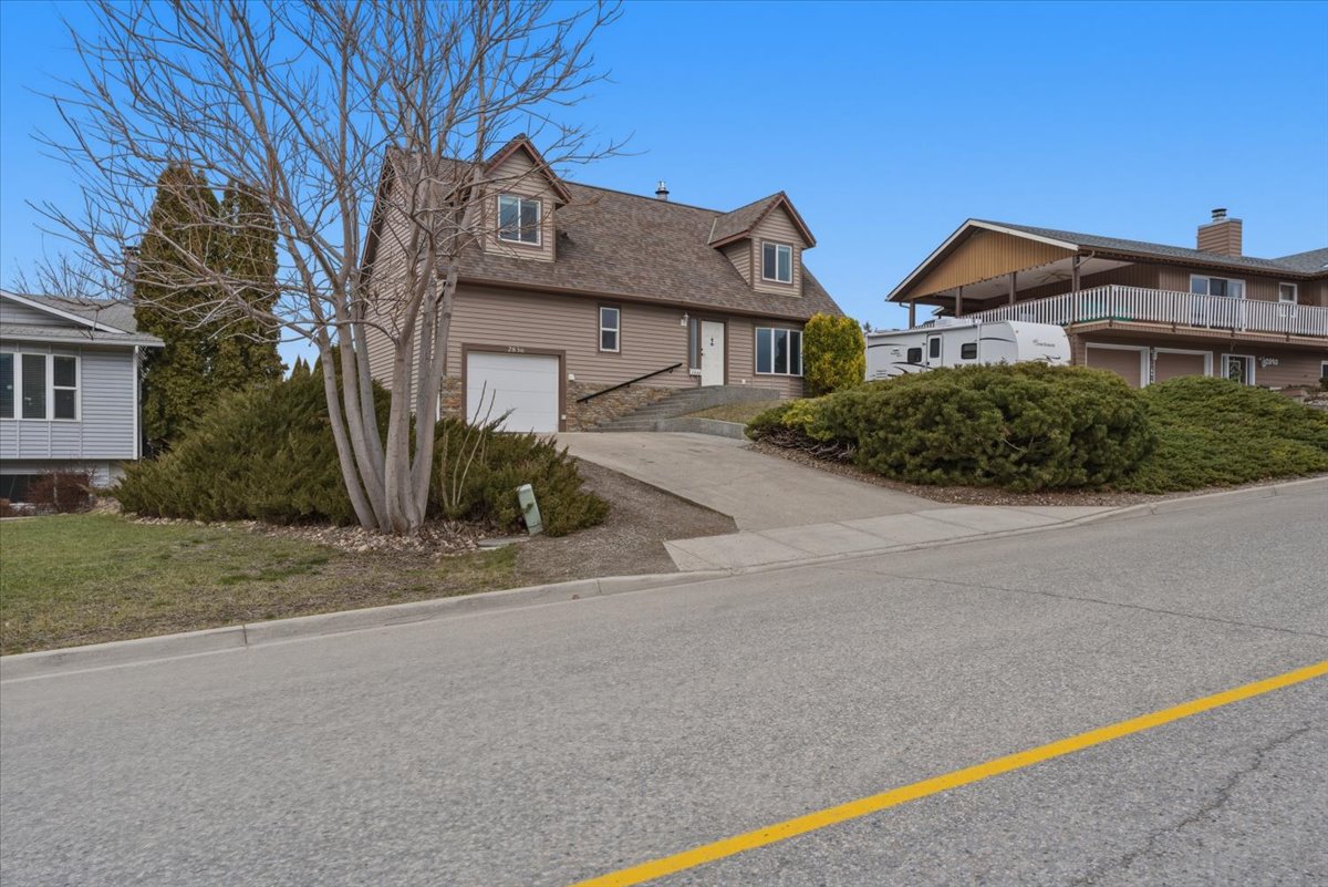 2836 Allenby Way Vernon V1T 8R1