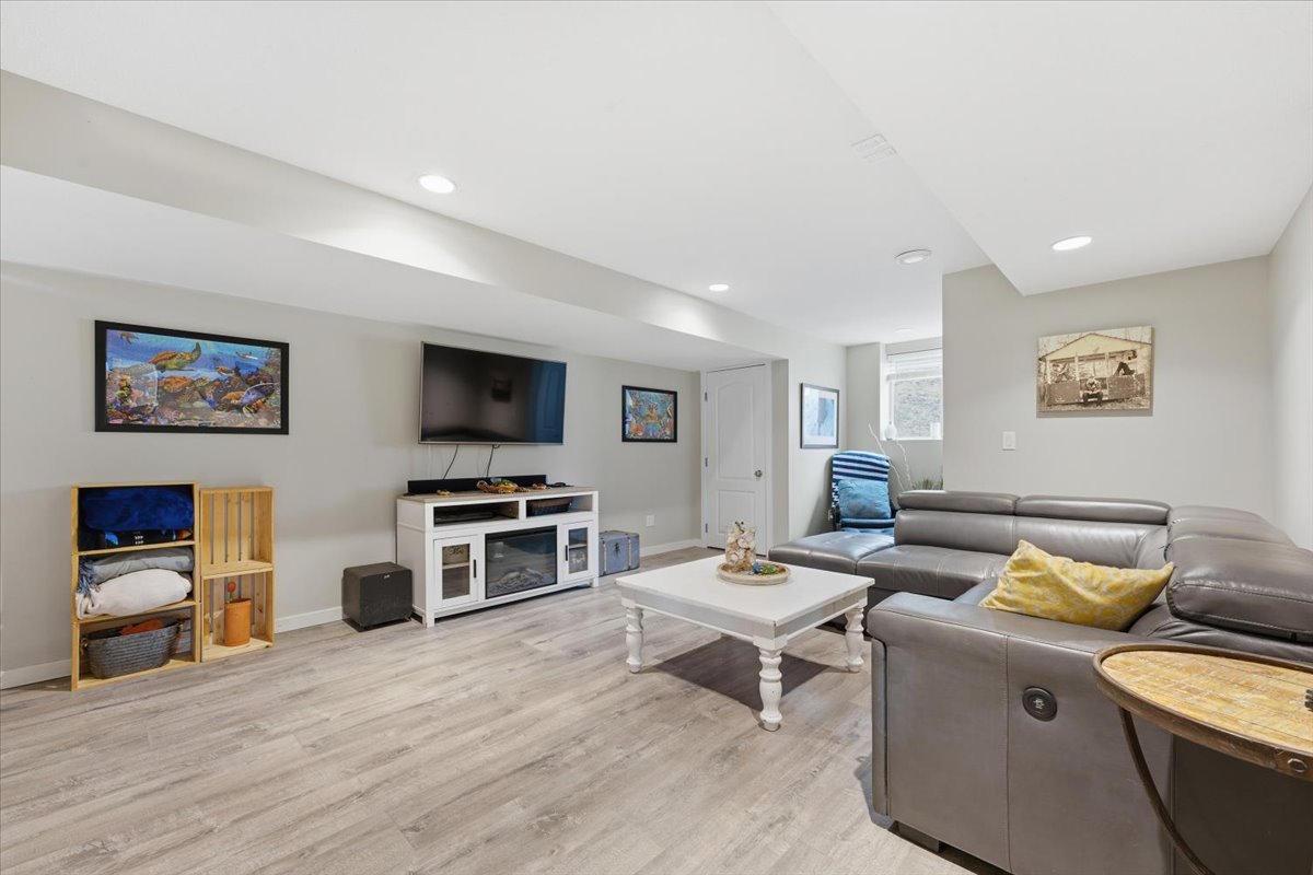 309 Killarney Way Vernon V1H 2C5