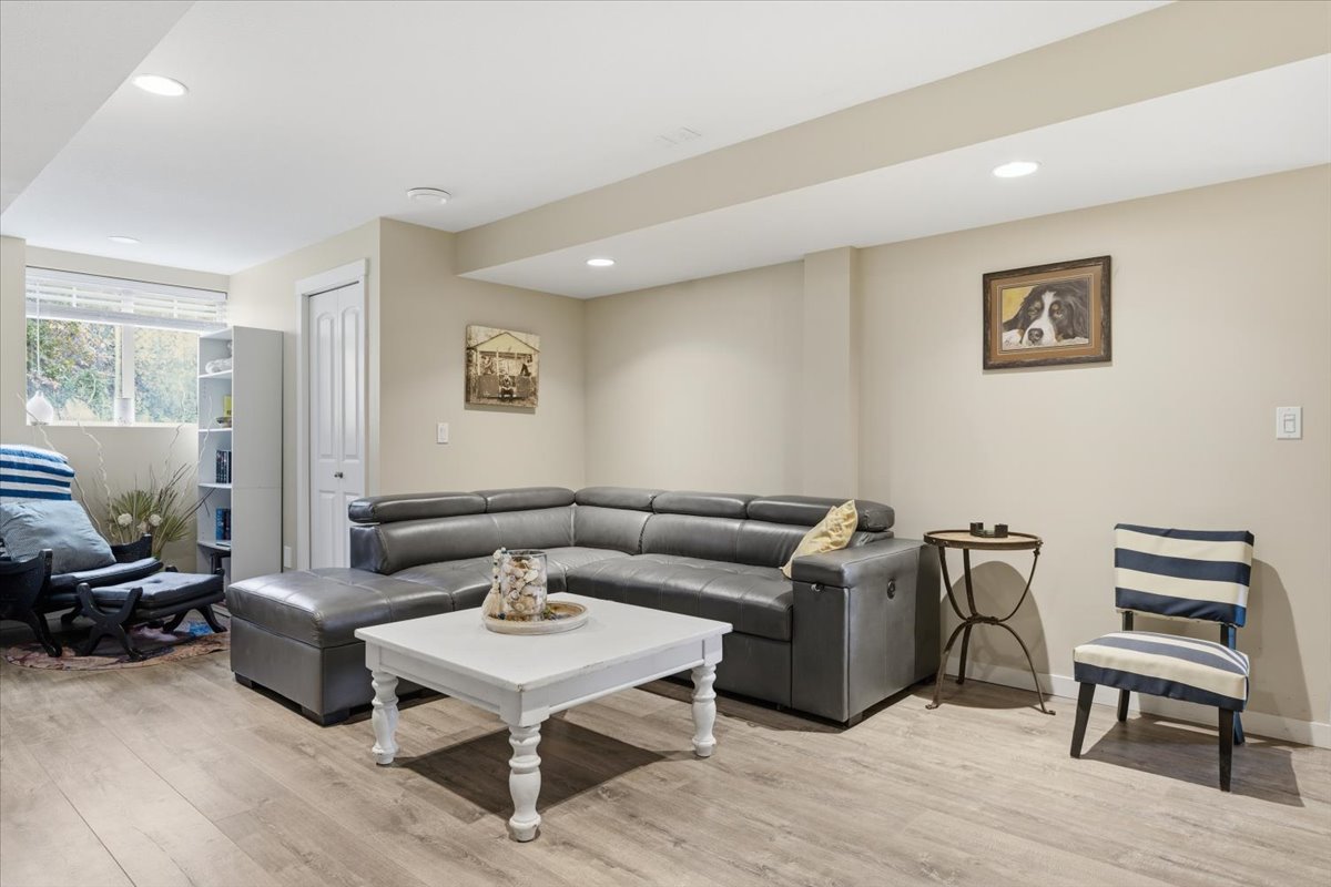 309 Killarney Way Vernon V1H 2C5