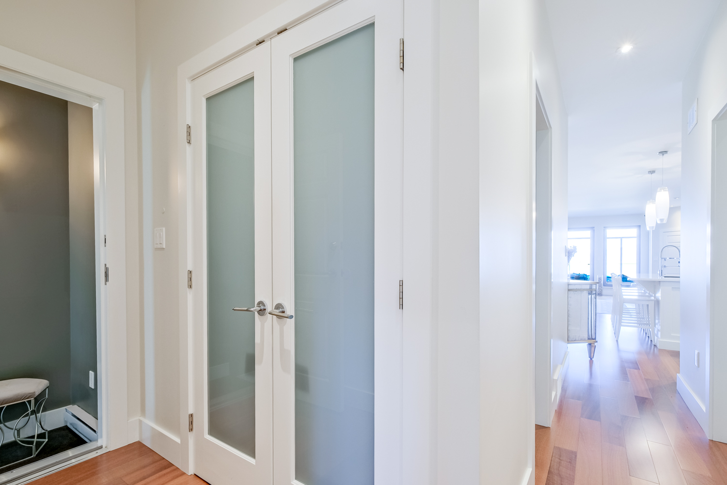 402 Lakeshore Drive W 102 Penticton V2A 1B8