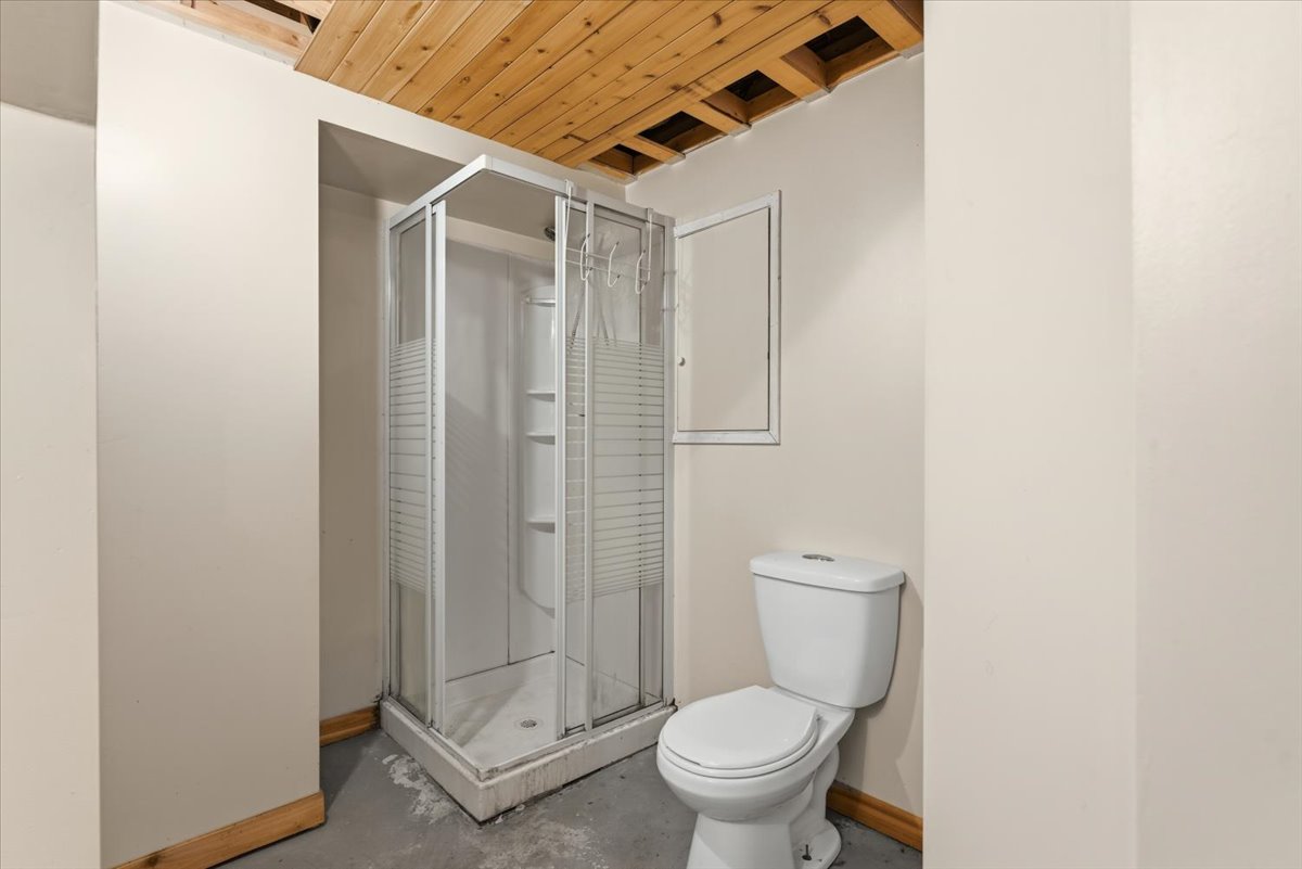 2836 Allenby Way Vernon V1T 8R1