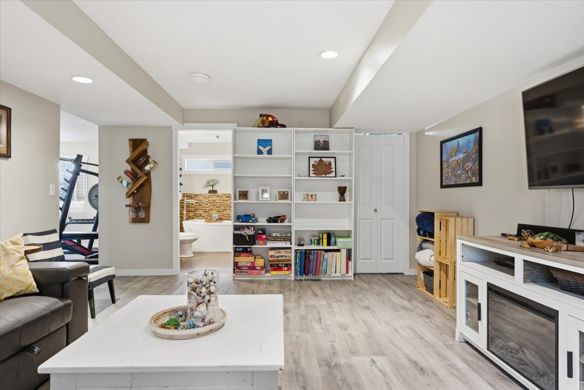 309 Killarney Way Vernon V1H 2C5
