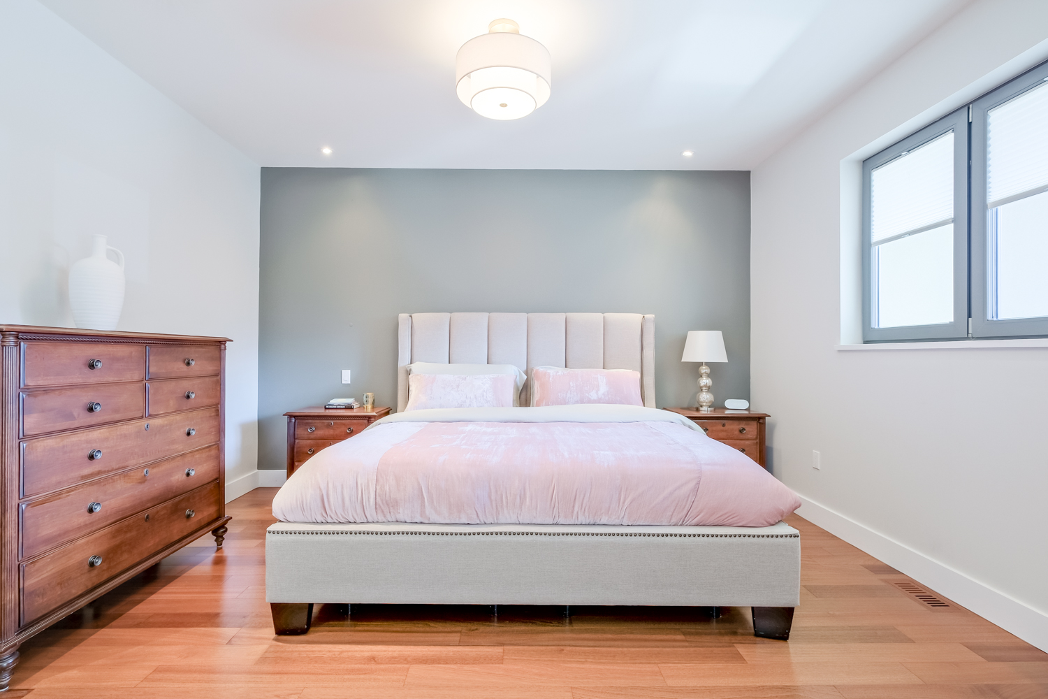 402 Lakeshore Drive W 102 Penticton V2A 1B8