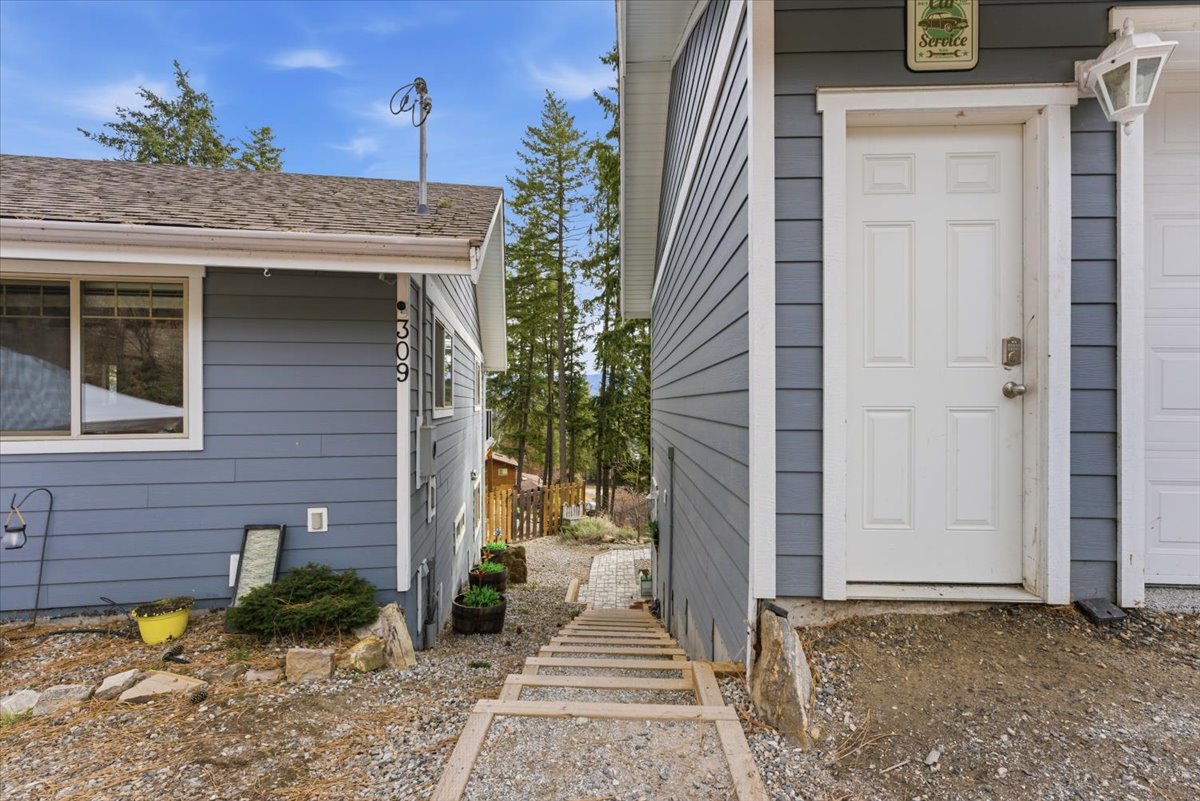 309 Killarney Way Vernon V1H 2C5