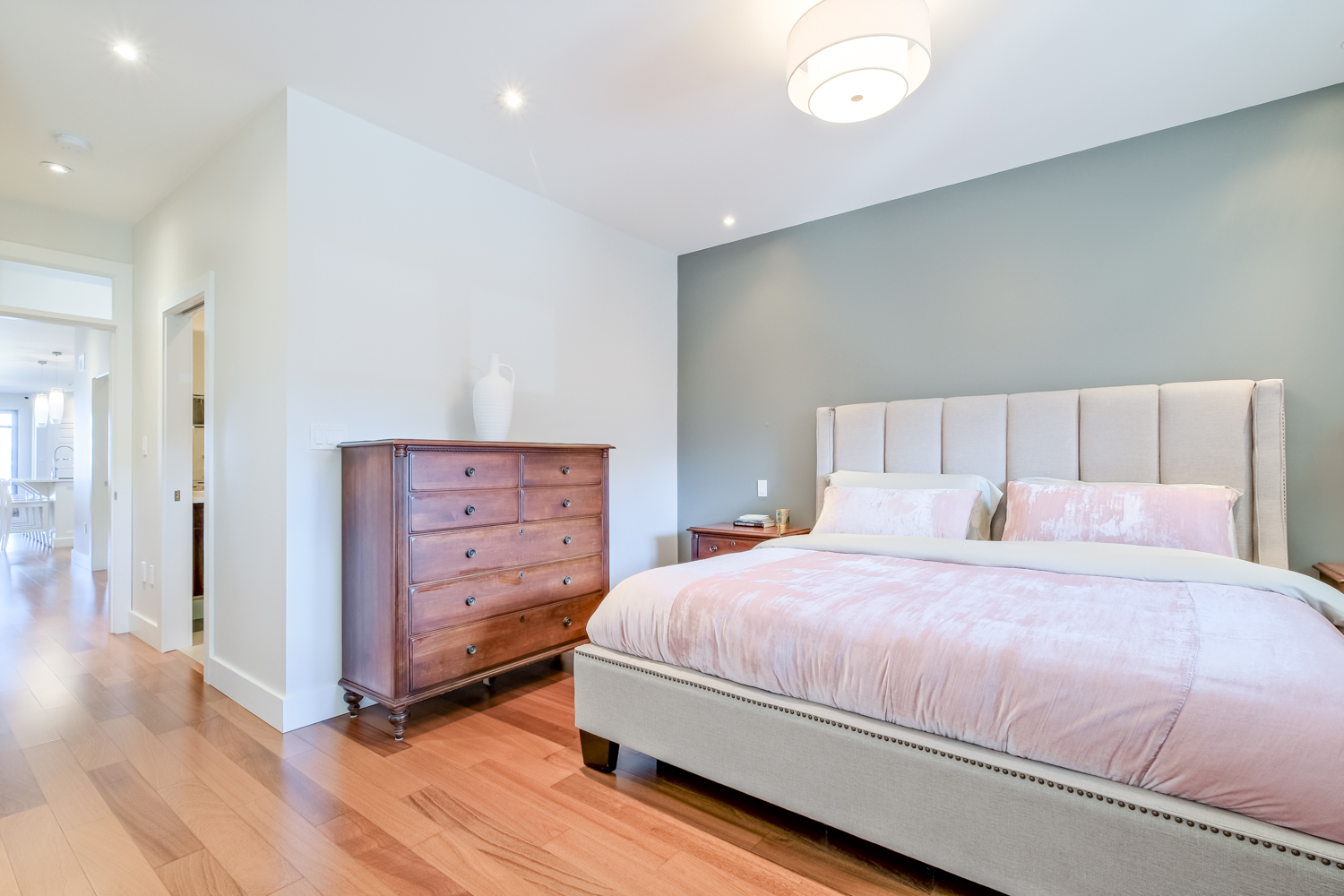 402 Lakeshore Drive W 102 Penticton V2A 1B8