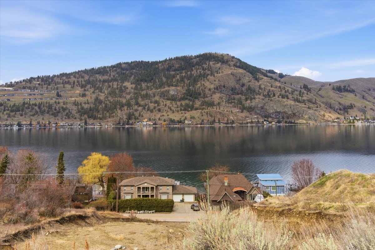 8354 Okanagan Landing Road Vernon V1H 1J5