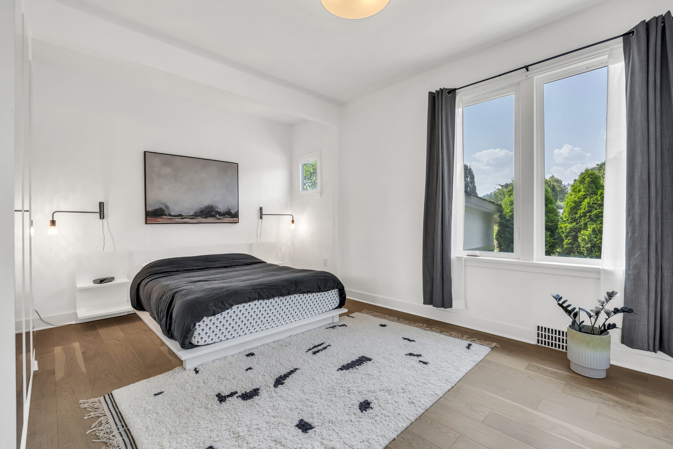 12432 Victoria Road S Summerland V0H 1Z0