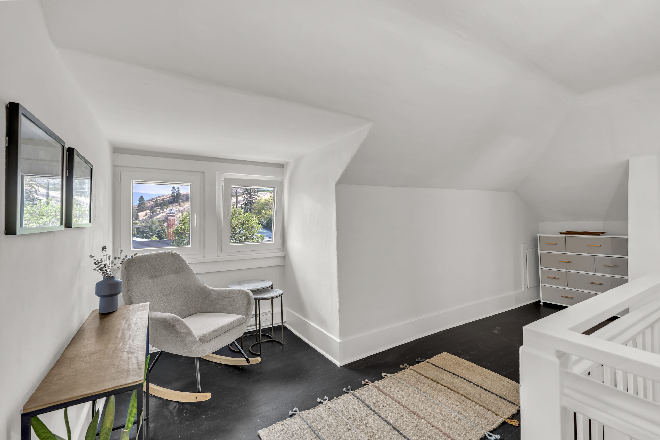 12432 Victoria Road S Summerland V0H 1Z0