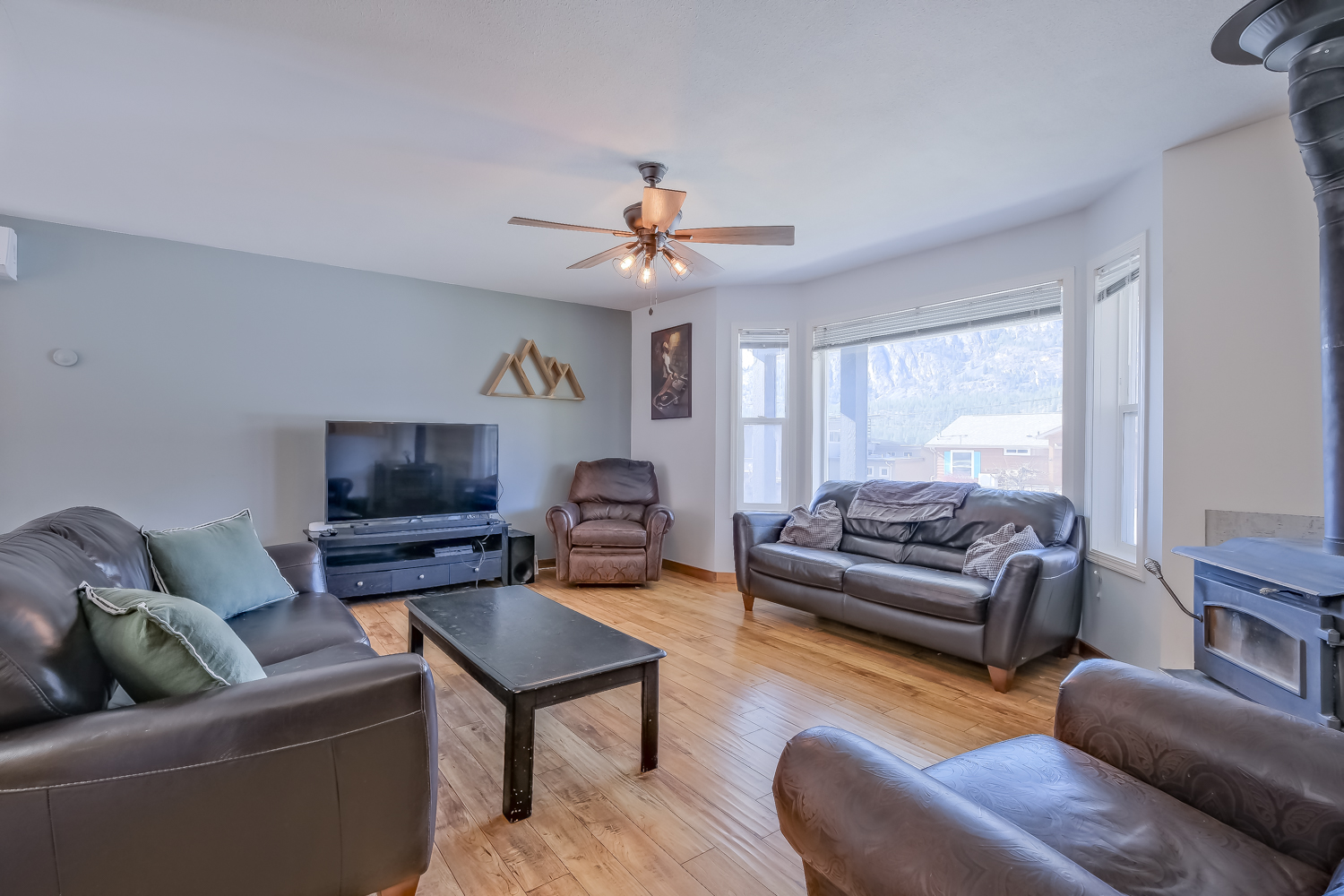 3157 Vaseux Lake Crescent Okanagan Falls V0H 1R2