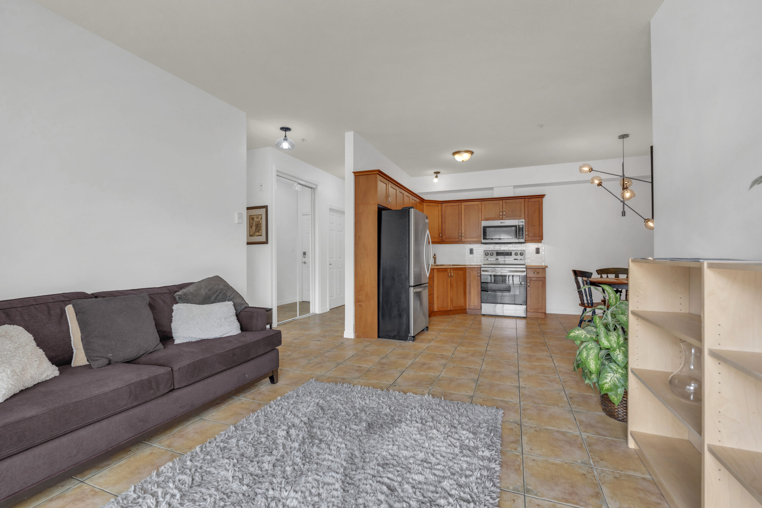 196 Wade Avenue W 306 Penticton V2A 1T6