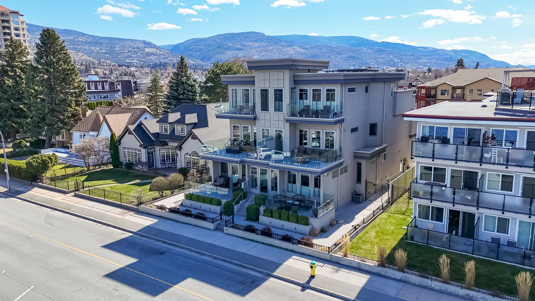 402 Lakeshore Drive W 102 Penticton V2A 1B8