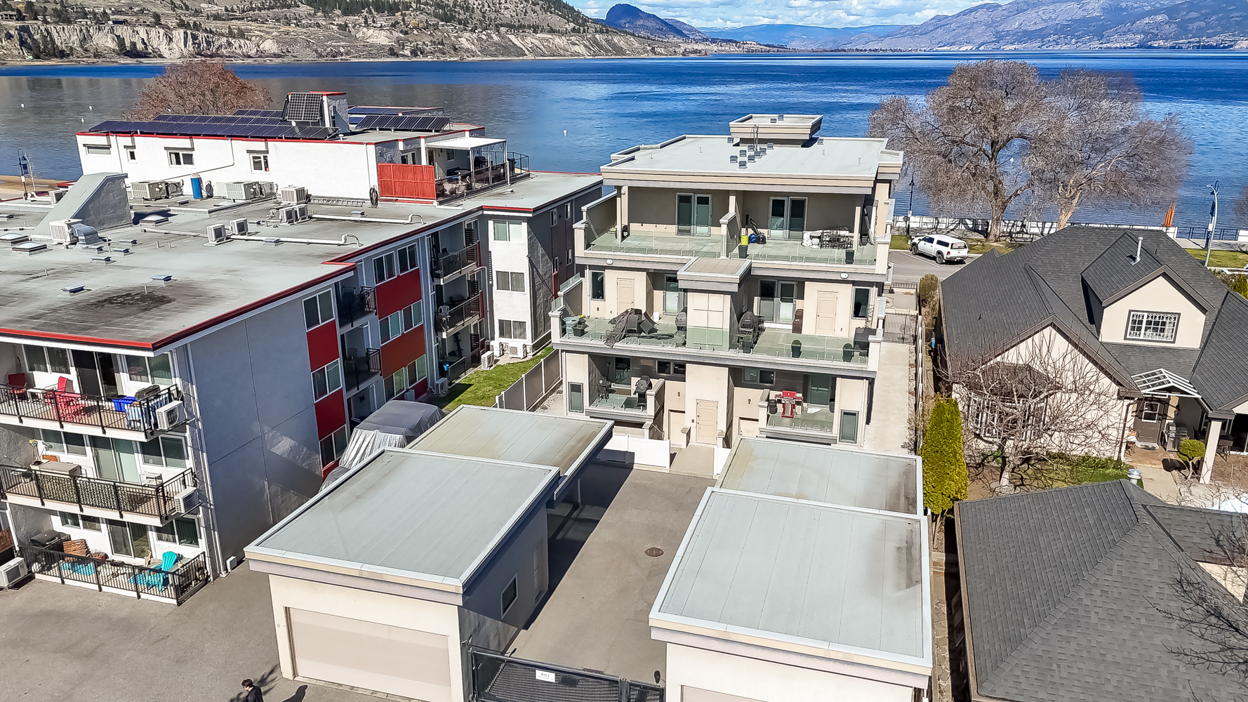 402 Lakeshore Drive W 102 Penticton V2A 1B8