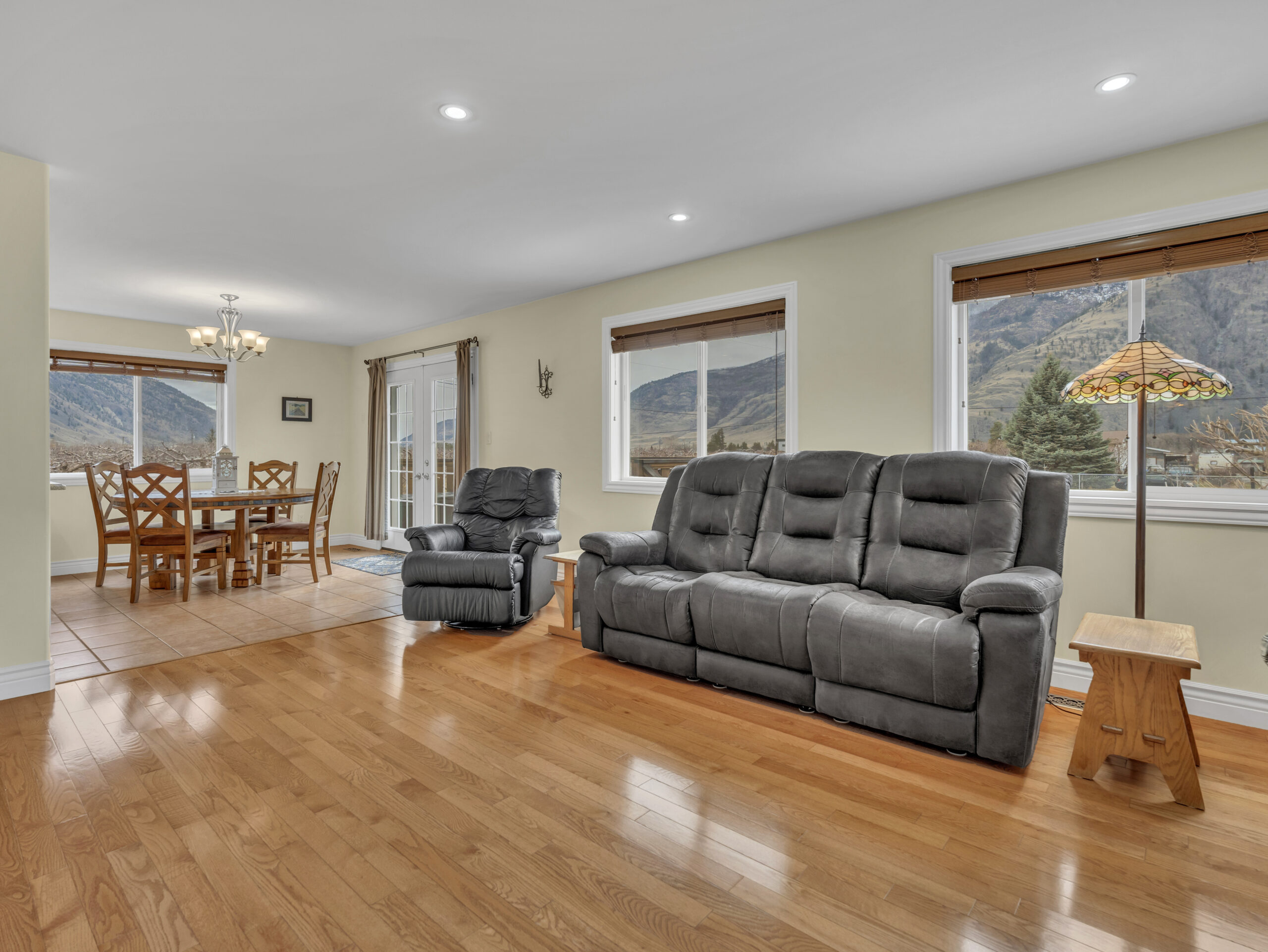 2120 Ritchie Drive Cawston V0X 1C2