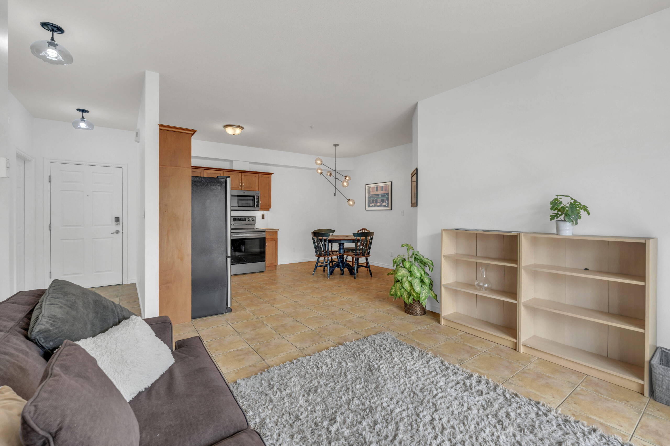 196 Wade Avenue W 306 Penticton V2A 1T6