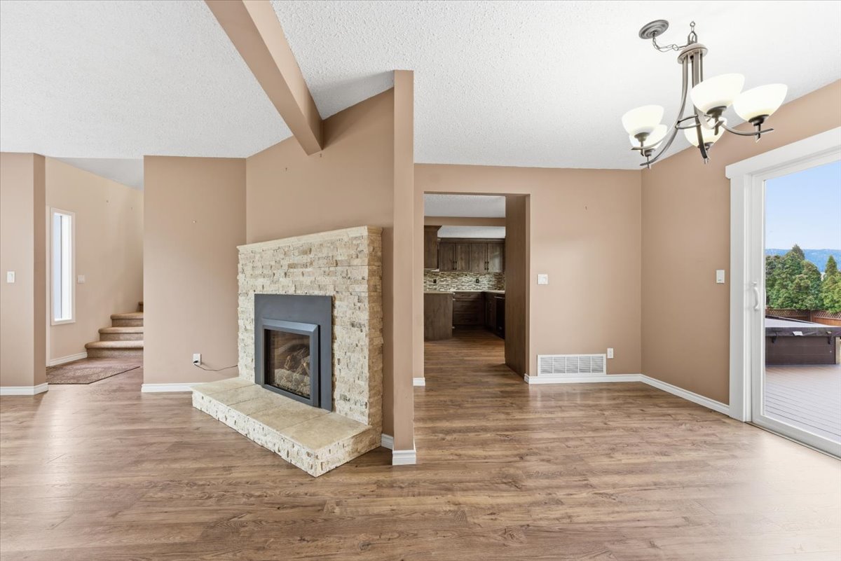 2836 Allenby Way Vernon V1T 8R1