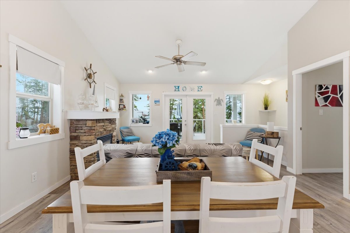 309 Killarney Way Vernon V1H 2C5