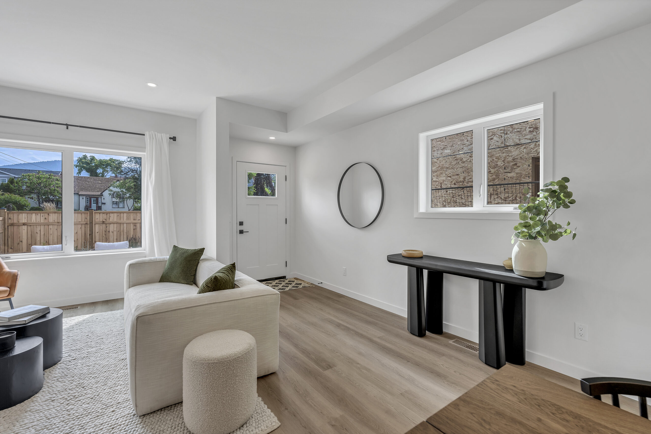 695 Victoria Drive 102 Penticton V2A 5N5