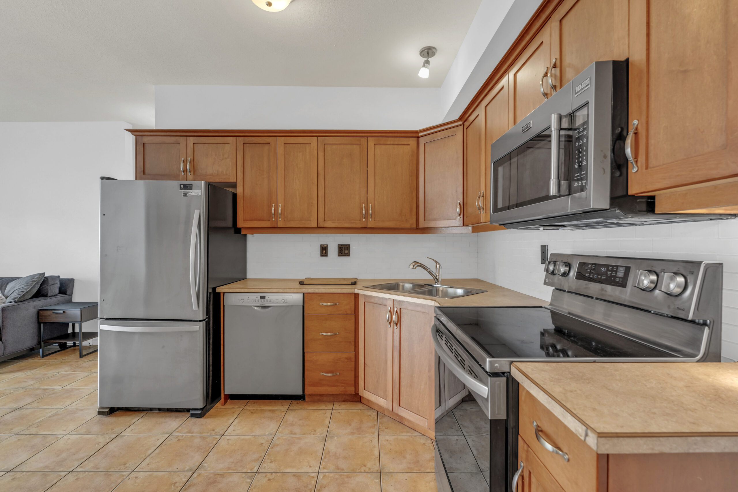 196 Wade Avenue W 306 Penticton V2A 1T6