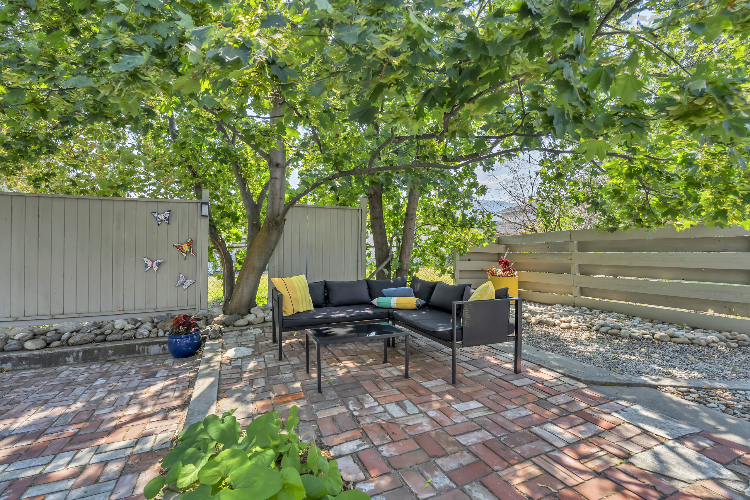12432 Victoria Road S Summerland V0H 1Z0