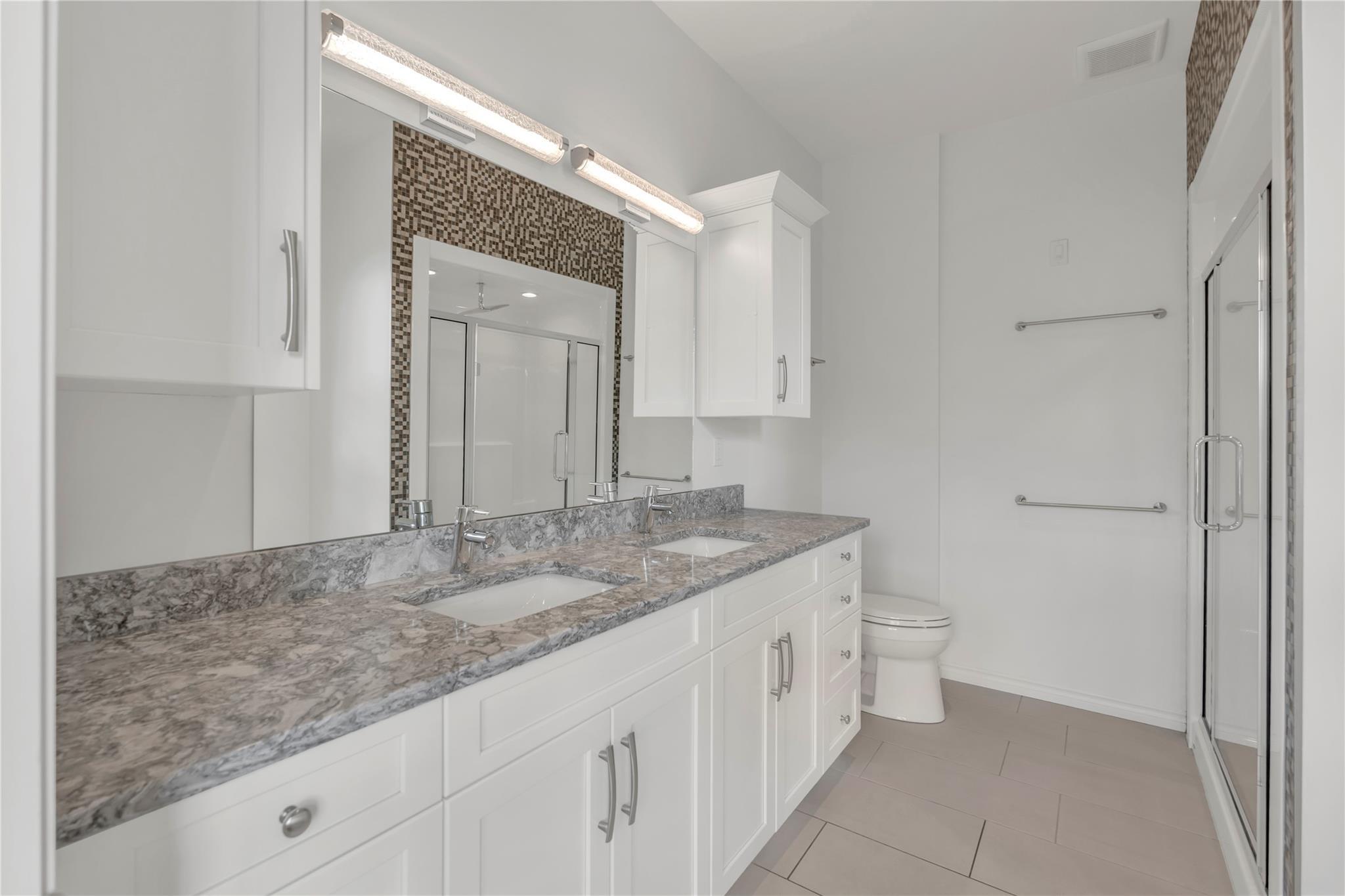 3388 Skaha Lake Road 1103 Penticton V2A 6G4