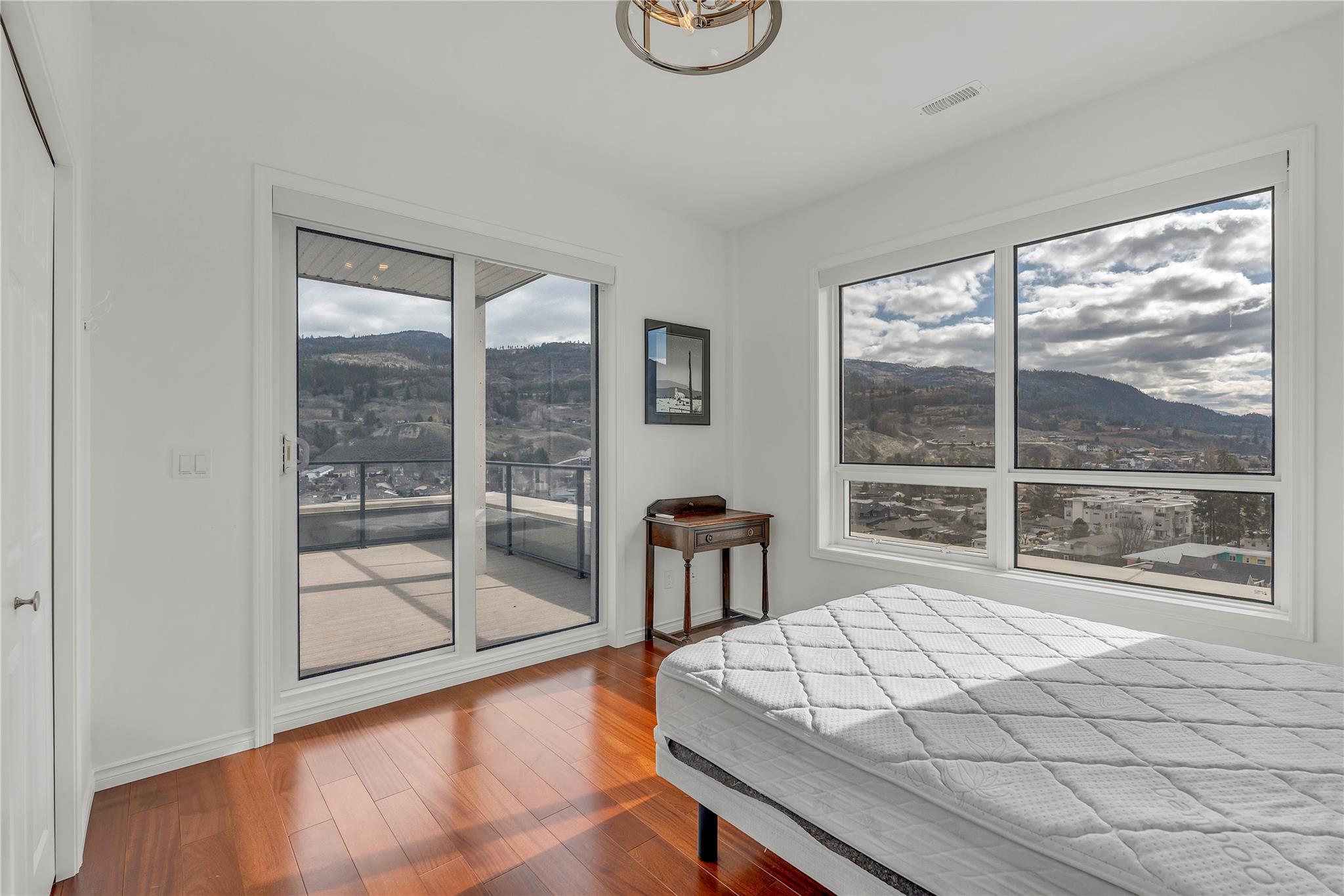3388 Skaha Lake Road 1103 Penticton V2A 6G4