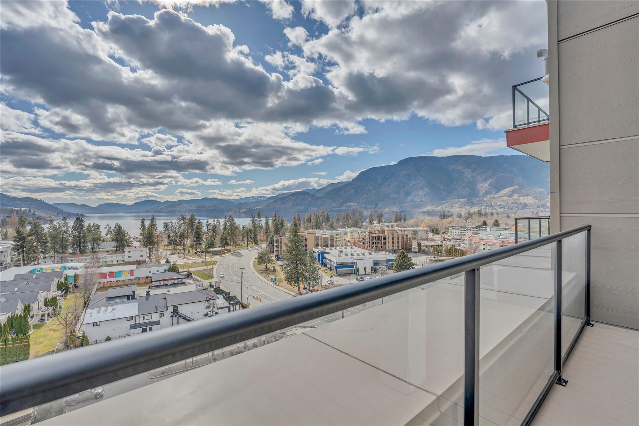 3388 Skaha Lake Road 1103 Penticton V2A 6G4