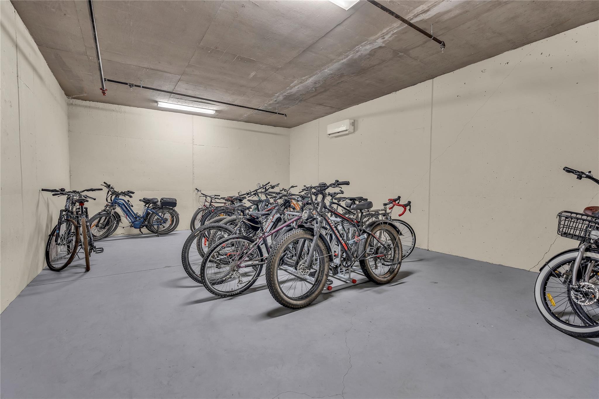 3388 Skaha Lake Road 1103 Penticton V2A 6G4