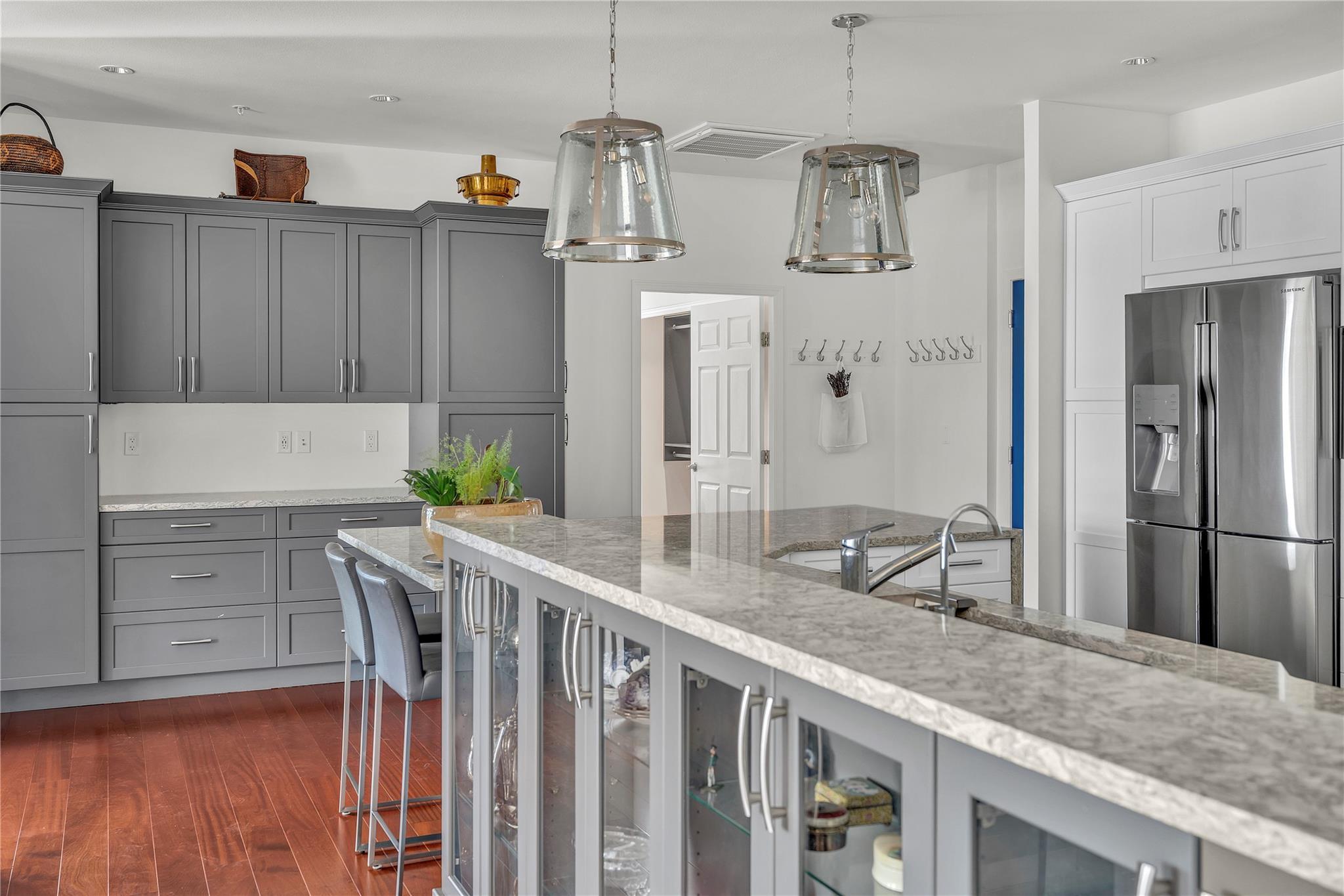 3388 Skaha Lake Road 1103 Penticton V2A 6G4