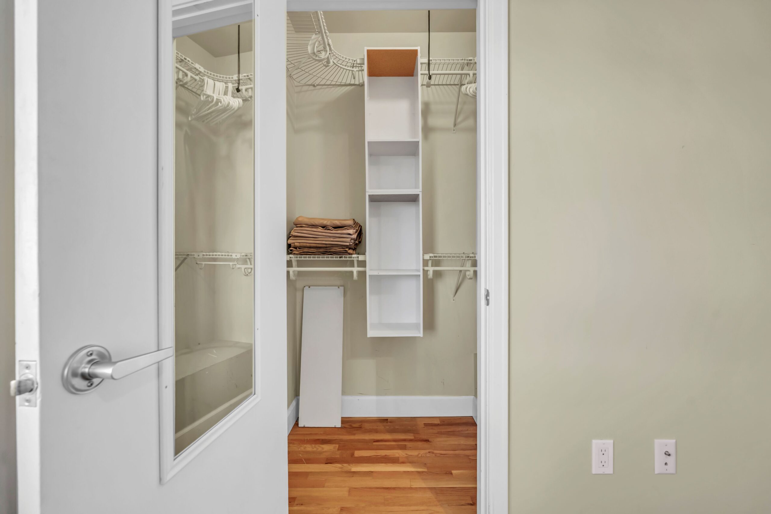 566 Van Horne Street Penticton V2A 4K8