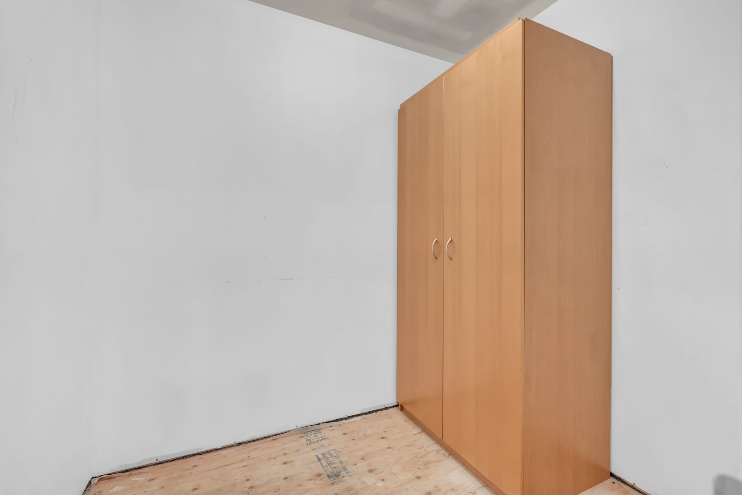 566 Van Horne Street Penticton V2A 4K8