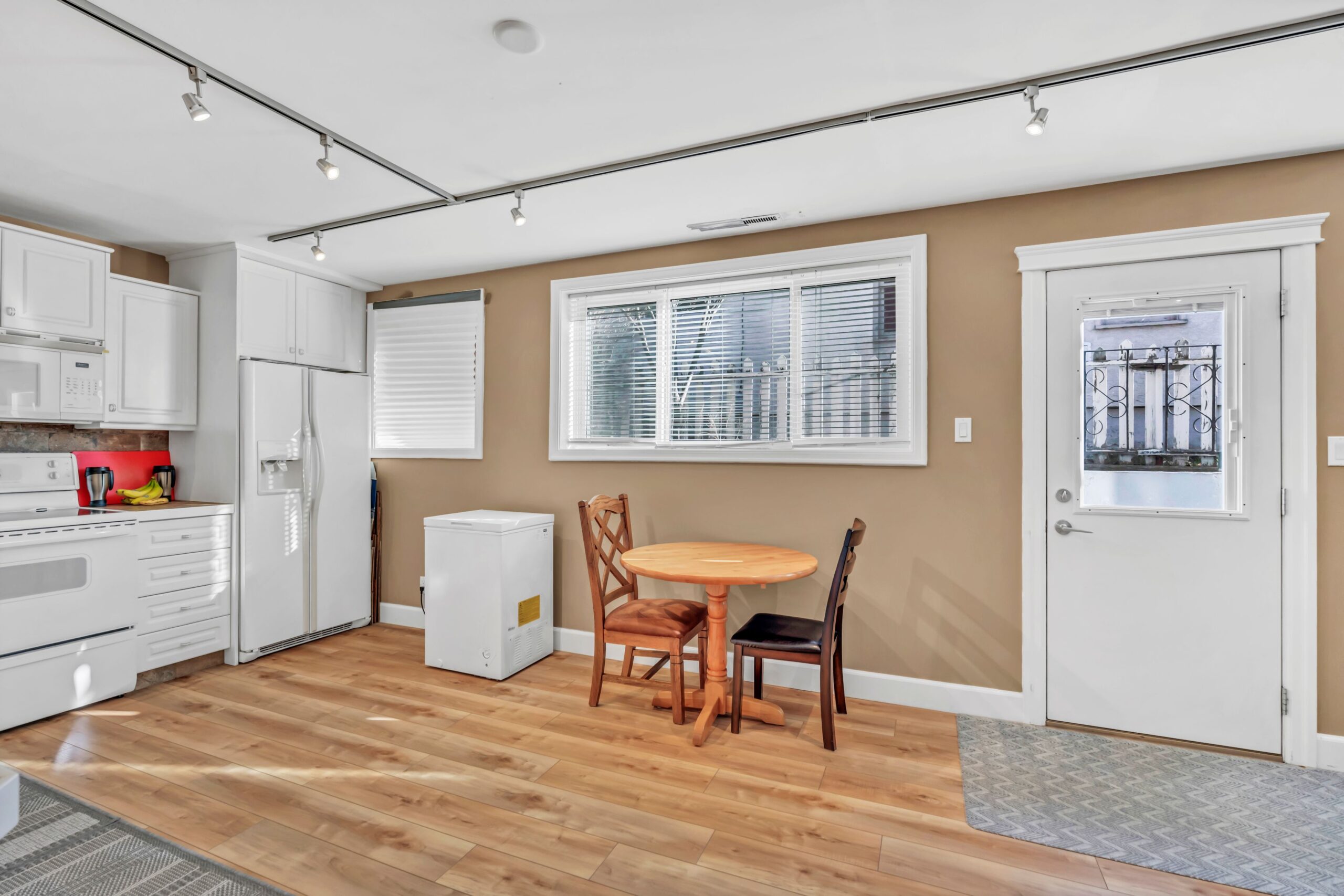 566 Van Horne Street Penticton V2A 4K8