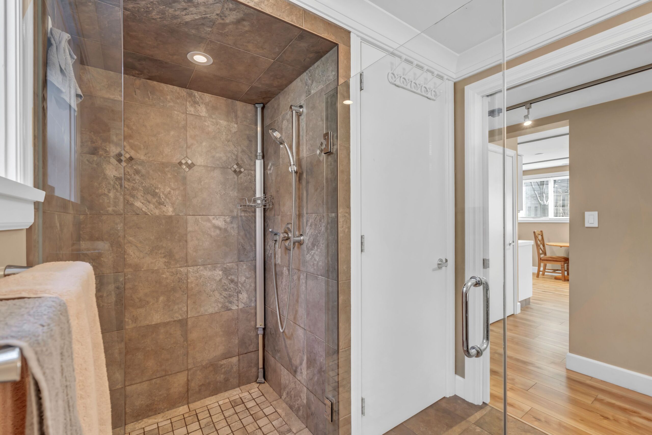 566 Van Horne Street Penticton V2A 4K8