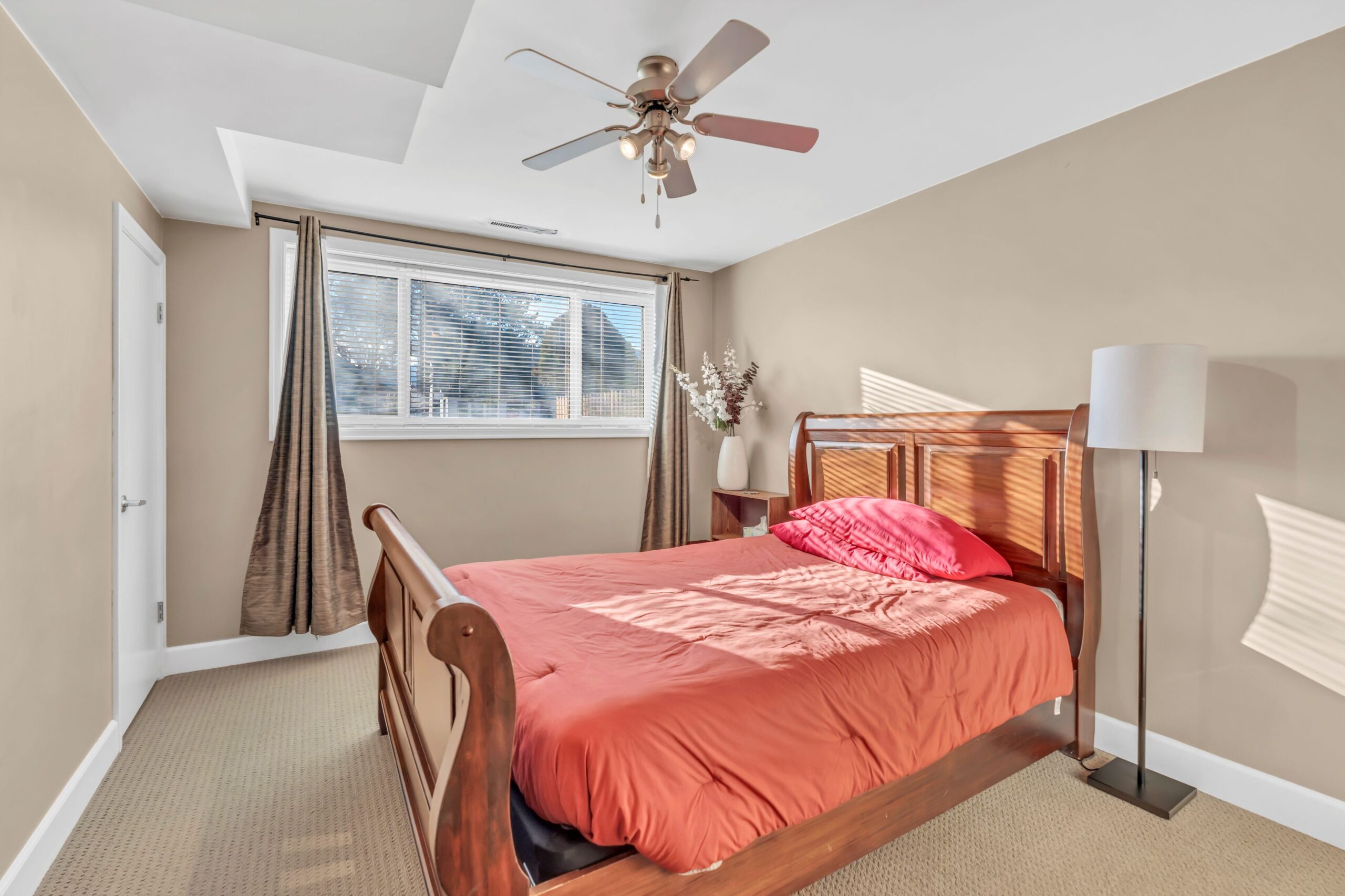 566 Van Horne Street Penticton V2A 4K8