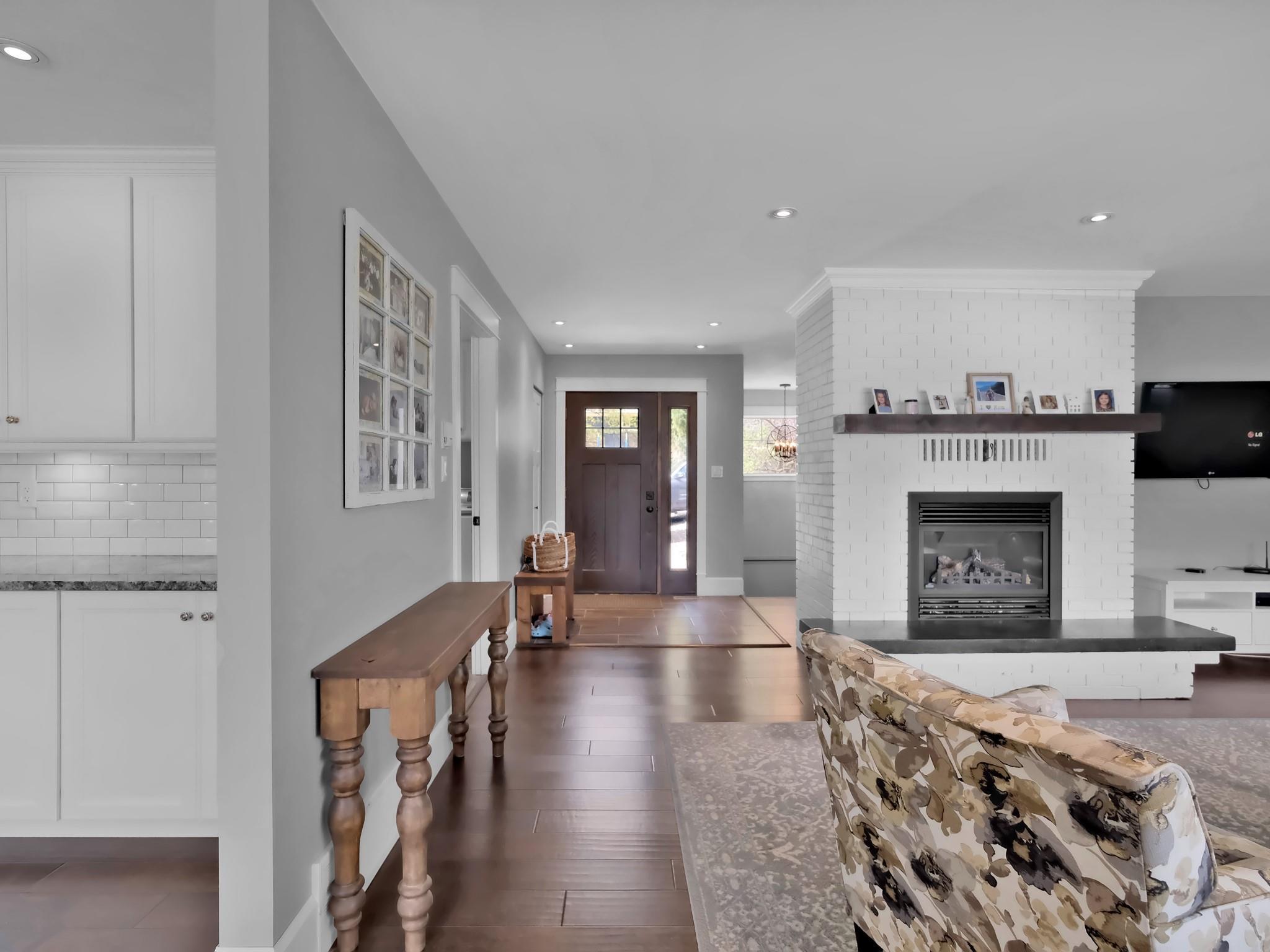 552 Pineview Drive Kaleden V0H 1K0