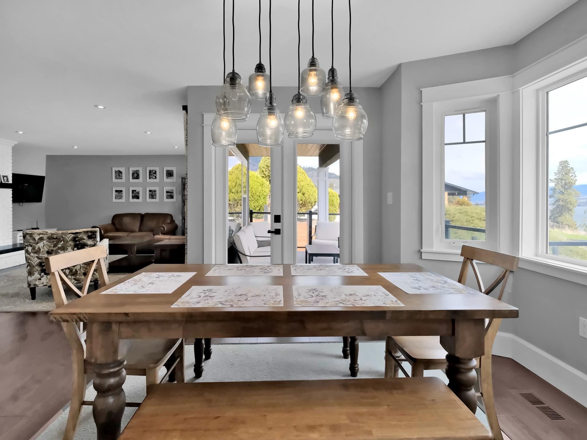 552 Pineview Drive Kaleden V0H 1K0