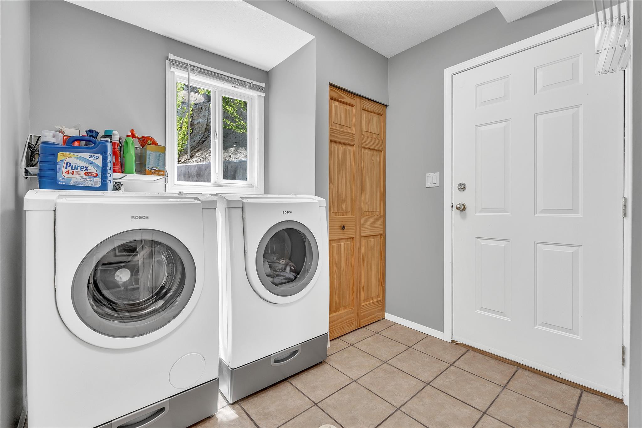 8704 Kuroda Place Summerland V0H 1Z7