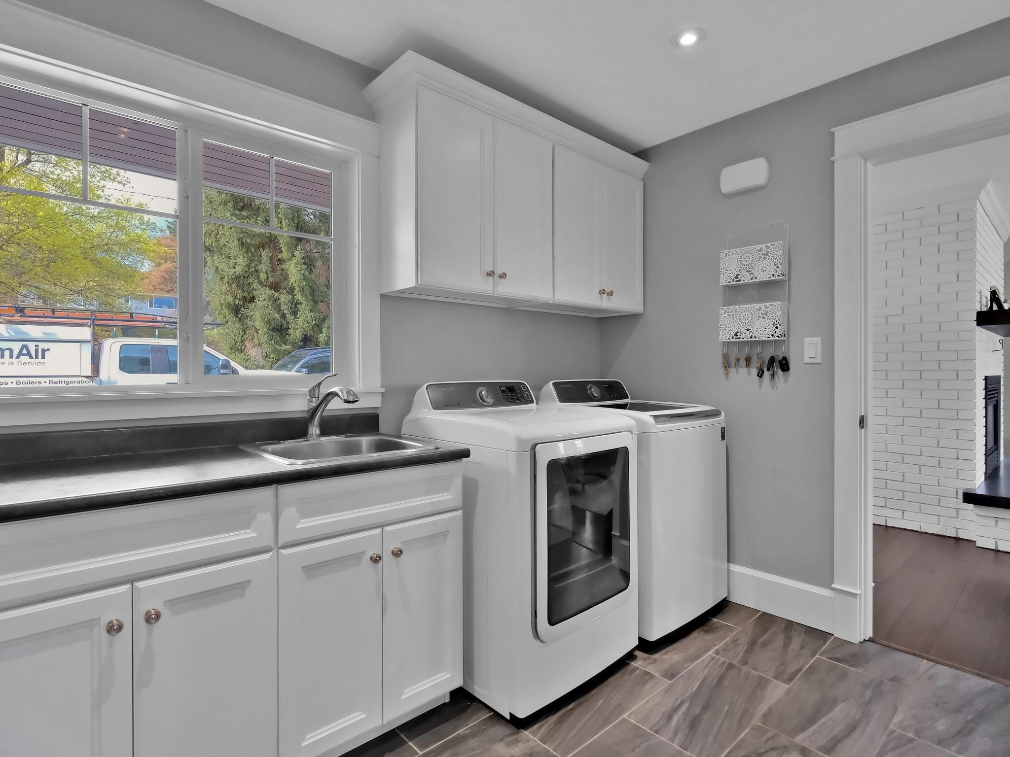 552 Pineview Drive Kaleden V0H 1K0