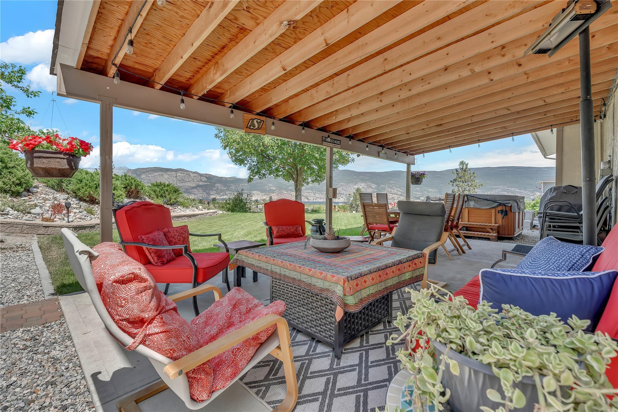 8704 Kuroda Place Summerland V0H 1Z7