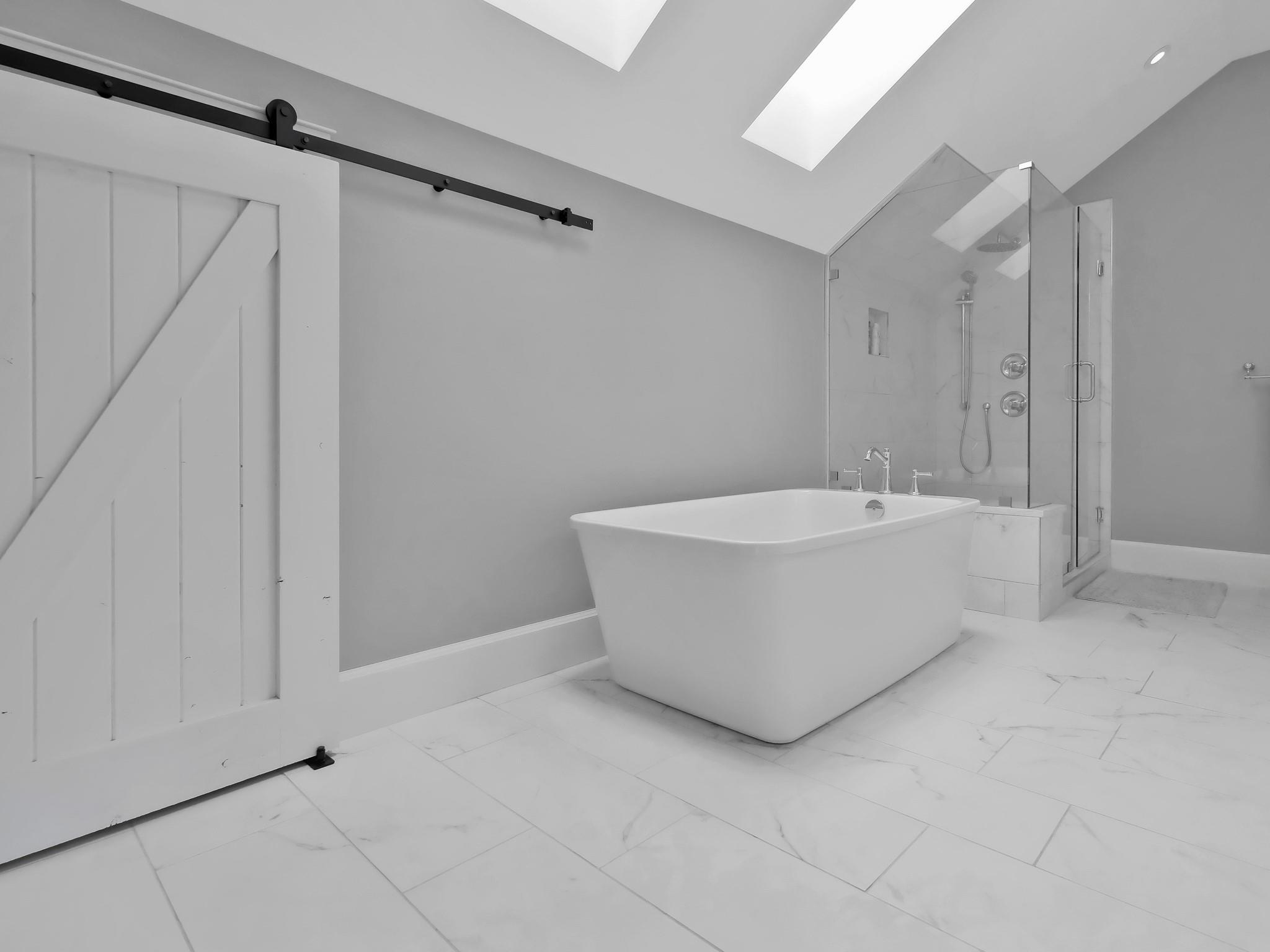 552 Pineview Drive Kaleden V0H 1K0