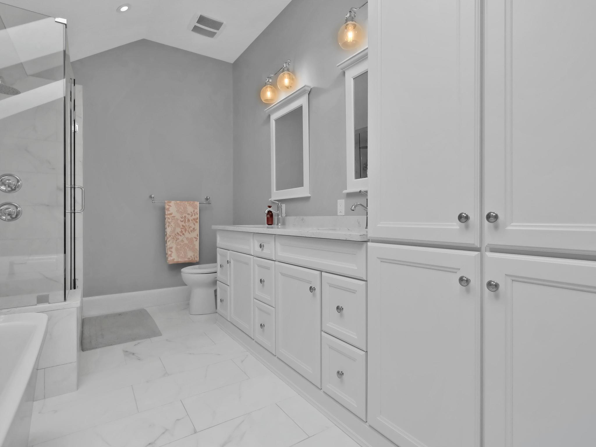 552 Pineview Drive Kaleden V0H 1K0