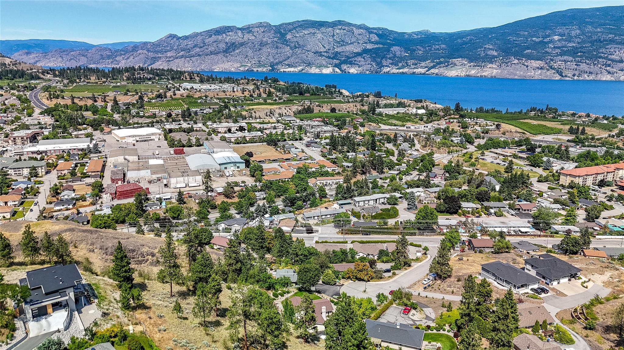 8704 Kuroda Place Summerland V0H 1Z7