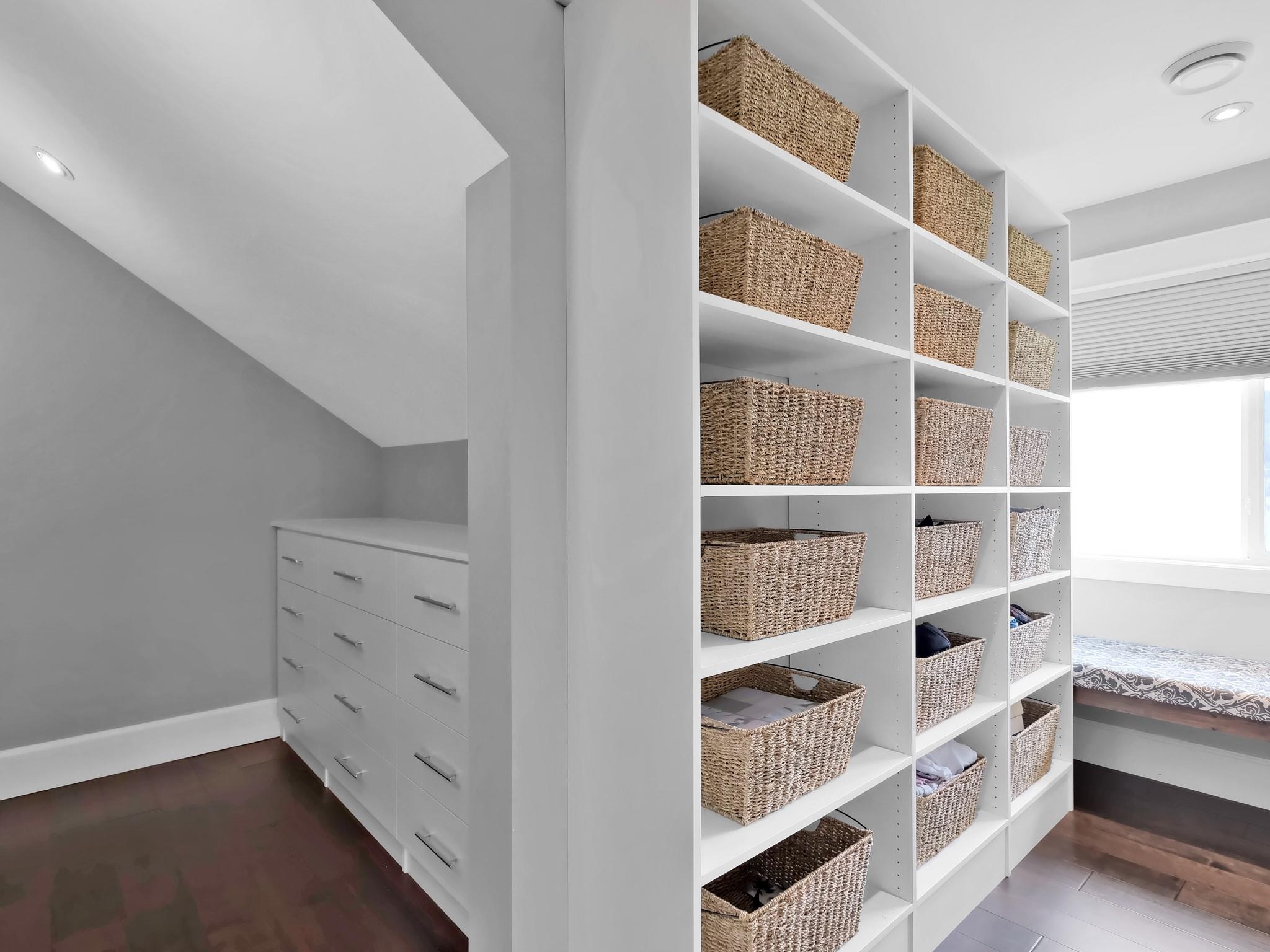 552 Pineview Drive Kaleden V0H 1K0