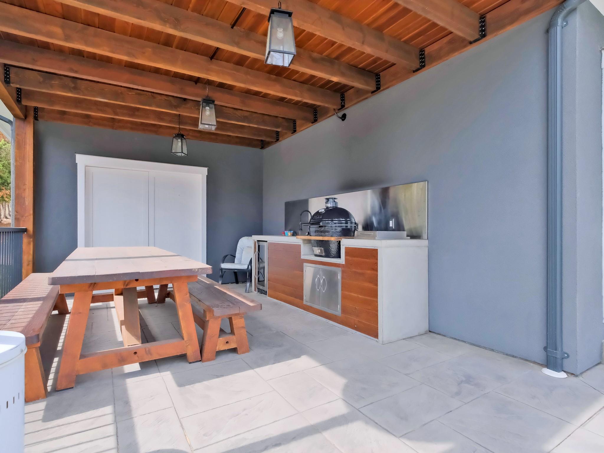 552 Pineview Drive Kaleden V0H 1K0